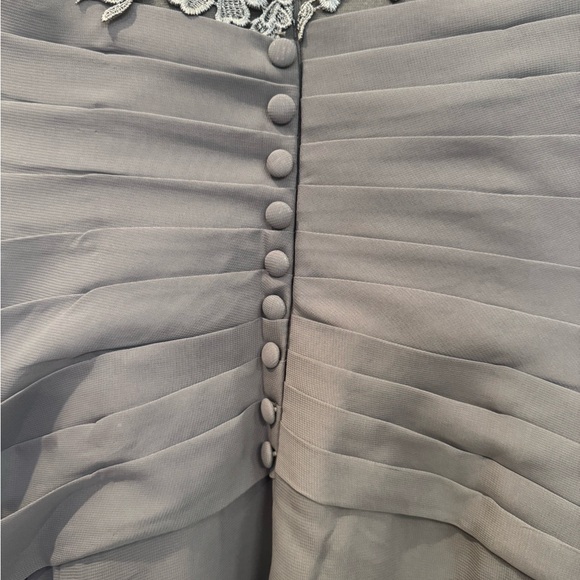 New Gray Floral Appliqué Evening Gown - Picture 5 of 6